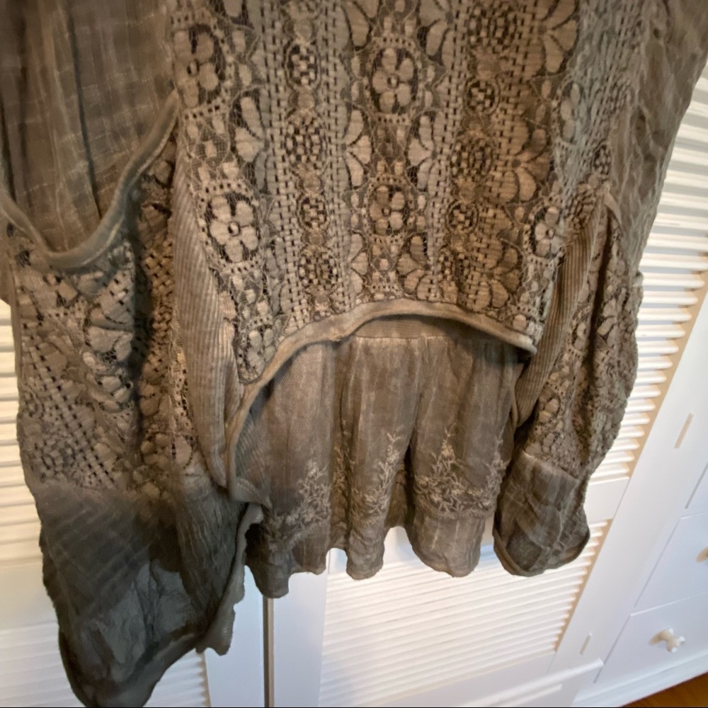 SIMPLY COUTURE Olive Lacey Ruffled Tunic - Picture 4 of 8